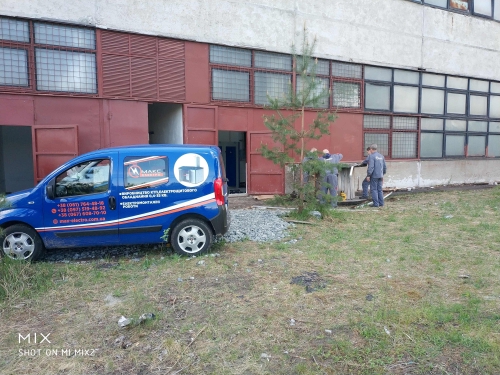 Монтаж обладнання трансформаторної підстанції для сонячної станції 1 мВт.